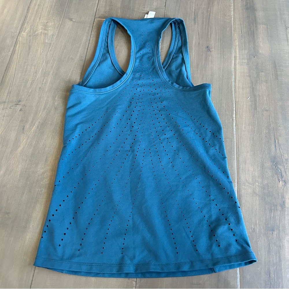 Athleta Racer Back Tank Top - Picture 3 of 3